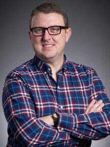 Scott-Davis-Headshot-Feb-2023-Cropped-225x300